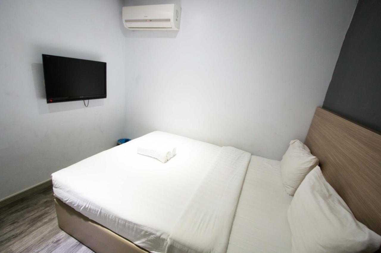 Hotel 99 Pusat Bandar Puchong Exterior photo